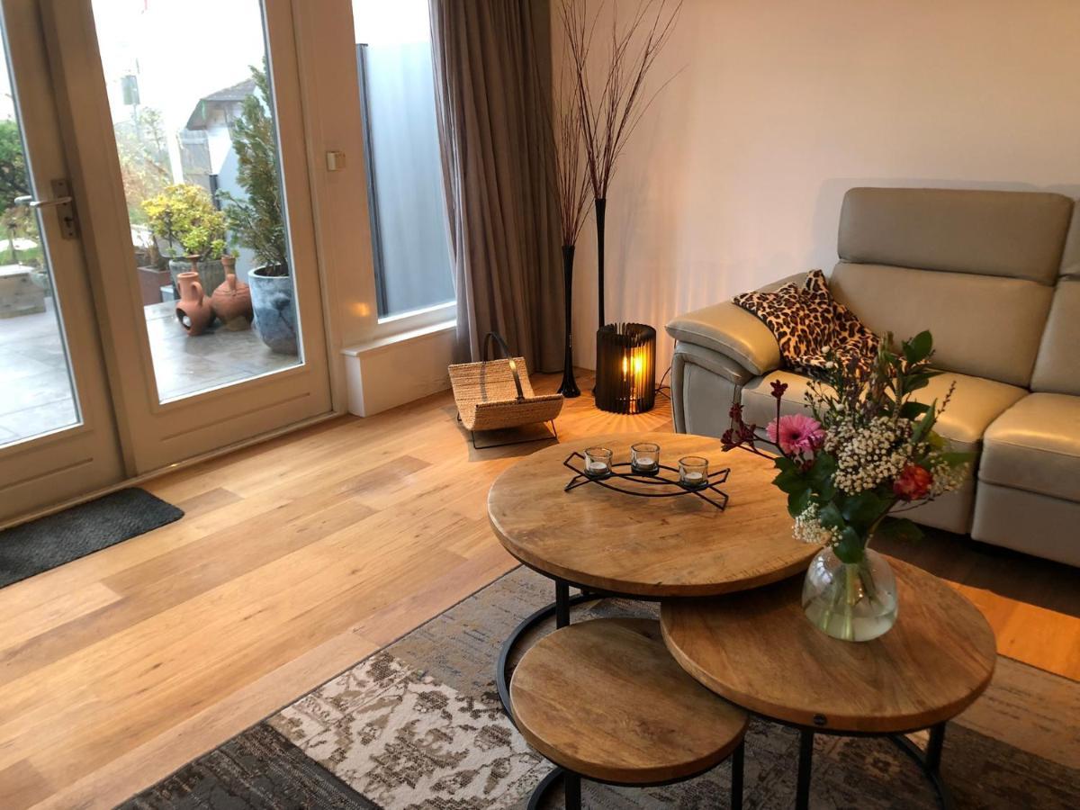 Guesthouse Bednboot Met Terras Aan Het Water Rijpwetering Luaran gambar